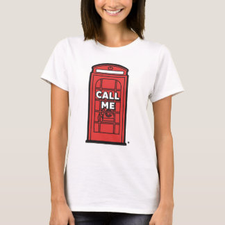 ロンドンの赤い電話ボックスのベクターアート「CALL ME」 Tシャツ