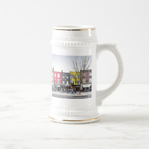 ロンドンキャムデンの町の市場イギリス ビールジョッキ