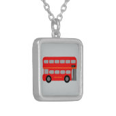 ロンドン赤いバス シルバープレートネックレス (正面左)