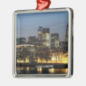 ロンドン：アイラブロンドン メタルオーナメント (左)