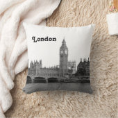ロンドン・イングランド英国スカイラインがエッチング クッション (ブランケット)