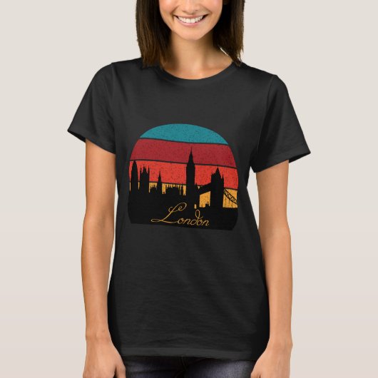 ロンドン イングランド 時計塔 レトロ旅行 Tシャツ (正面)