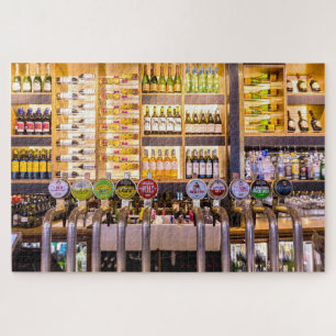 ロンドン·パブ、ビール·ポンプとワイン·ボトル、イギリス ジグソーパズル