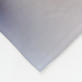 ロンリーウーマン歩く フリースブランケット (角)