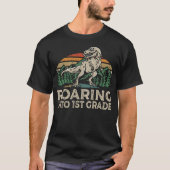 ローアリング1年生の恐竜Tレックス新学期 Tシャツ (正面)