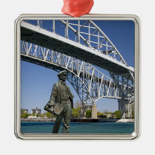 ローカル芸術家によるMinoトーマス・エジソンの彫像 メタルオーナメント (正面)