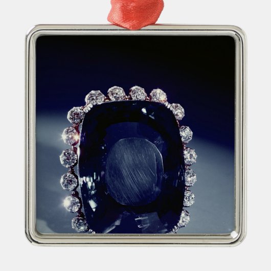 ローガンのブローチ メタルオーナメント (正面)