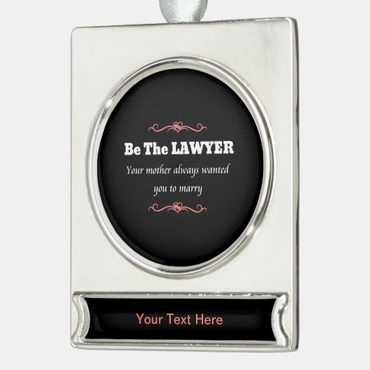 ロースクール弁護士女性卒業生 – 卒業 シルバープレートバナーオーナメント (左)