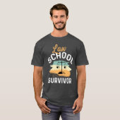 ロースクール・サバイバー ロースク学生ギフト ヴィンテージ Tシャツ (正面フル)