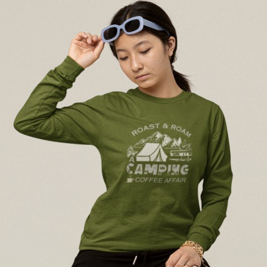 ロースト&ロームアキャンピングコーヒーデザイン Tシャツ