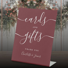 ローズウッドピンクのシグネチャースクリプトカードとギフト 台座サイン
