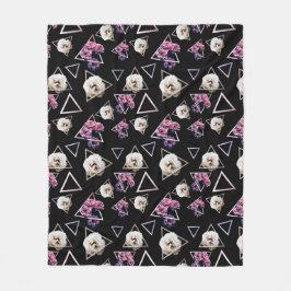 ローズクォーツおよびピンクの電気石の暗闇の花柄 フリースブランケット