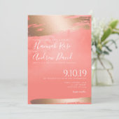 ローズゴールドとコーラル ウォーターカラーテクスチャ 結婚式の招待状 招待状 (スタンド正面)