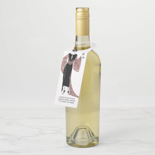 ローズゴールドとブッシュピンクのアールデコ ワイン ボトルネックタグ (アングル)