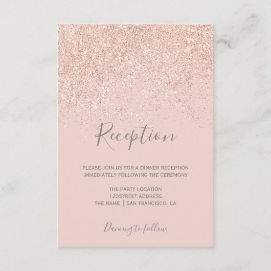 ローズゴールドのグリッターがかったピンクのエレガントな受付 エンクロージャーカード (正面)