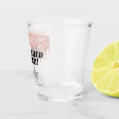 ローズゴールドのグリッターが滴る 花嫁 彼女はイエスと言う 名前 ショットグラス (右)