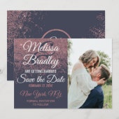 ローズゴールドのグリッターが輝く ネイビーブルーのSave the Dateカード 招待状 (正面/裏面)