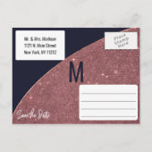 ローズゴールドのグリッター ネイビーブルー サーキュラー セーブ・ザ・デート 案内ポストカード (裏面)