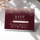 ローズゴールドのコンフェッティ バーガンディ 現代の結婚式 出席返信 出欠カード