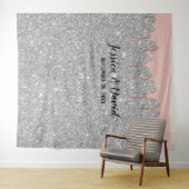 ローズゴールドのドリップ シルバーグリッター ウェディングバックドロップス タペストリー (インサイチュ(横))