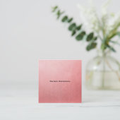 ローズゴールドの箔押しが輝く、女の子らしいサロンのミニマルでシックな魅力 スクエア名刺 (スタンド正面)