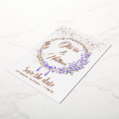 ローズゴールドの花のカリグラフィー・セーブ・ザ・デートカード 箔招待状 (回転した状態)