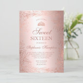 ローズゴールドの花モチーフがあしらわれたメタリックなティアラ、シックでスイートな16歳の誕生日 招待状 (スタンド正面)