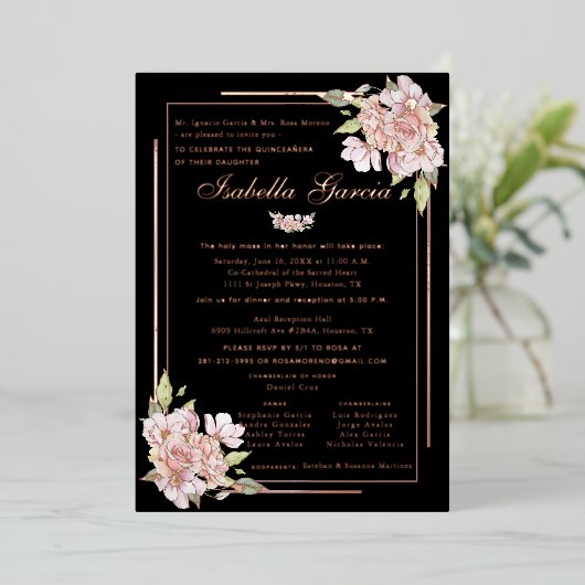 ローズゴールドの花飾り付きのキンセアニエラ（15歳の誕生日）招待状 箔招待状 (立ち正面)