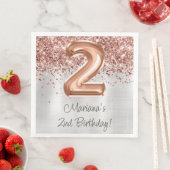 ローズゴールドシルバー 2歳の誕生日パーティー (インサイチュ)