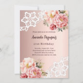 ローズゴールドピンクフローラルレース優雅な誕生日 招待状 (正面)
