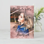 ローズゴールド グリッター シークイン コーナー フォト バチェロレッテ 招待状 (スタンド正面)