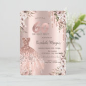 ローズゴールド グリッター ドリップス ドレス 花 60歳の誕生日 招待状 (スタンド正面)