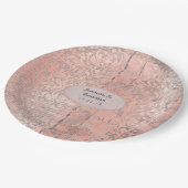 ローズゴールド ダマスク ニュースプリント ウェディング ペーパープレート (アングル)