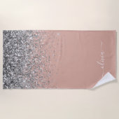 ローズゴールド ブラッシュピンク シルバー グリッター モノグラム ガーリー ビーチタオル (正面)