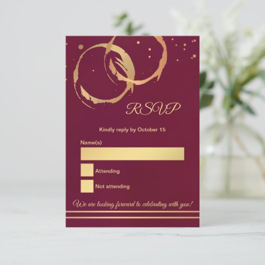 ローズゴールド ワイン スタイン マルサラ ウェディング RSVP カード (スタンド正面)