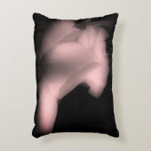 ローズバド花の白黒の着色 アクセントクッション (正面(垂直))