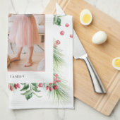 ローズヒップ&ホリーベリーのクリスマスグリーン写真 キッチンタオル (四つ折り)