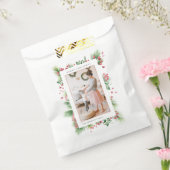 ローズヒップ&ホリーベリーのクリスマスグリーン写真 フェイバーバッグ (封をした状態)