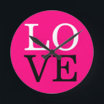 ローズ背景ラブウェディング ラウンド壁時計<br><div class="desc">フォントや色を簡単に変更できます。ロゴや背景画像も自由に追加できます。</div>