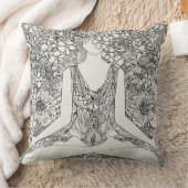 ロータスガーデンヴィンテージブラックヨガフローラ クッション (ブランケット)