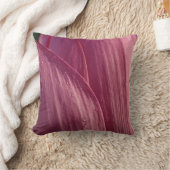 ロータスフラワー花びらピンクフローラ クッション (ブランケット)