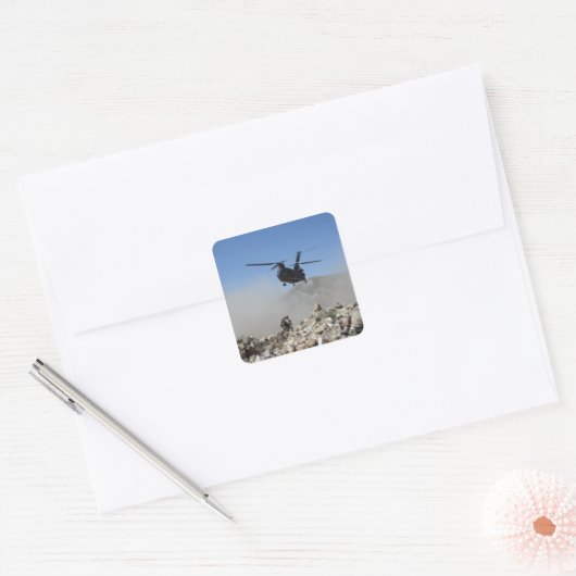 ローターの洗浄で舞い上がった埃の雲 スクエアシール (封筒)