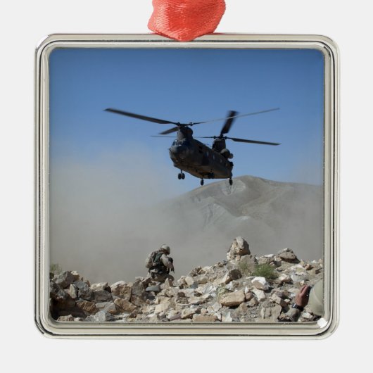 ローターの洗浄で舞い上がった埃の雲 メタルオーナメント (正面)