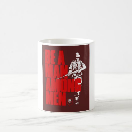 ローデシアン軍のコーヒーマグの一つである コーヒーマグカップ (中央)