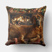 ローデシアン・リッジバックドッグクリスマスフェスティバル クッション (正面)