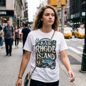 ロードアイランド州の伝統ある海岸の帆船アート Tシャツ