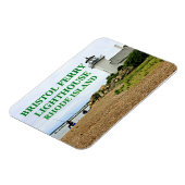 ロードアイランド、ブリストルフェリーライトハウス マグネット (左側)