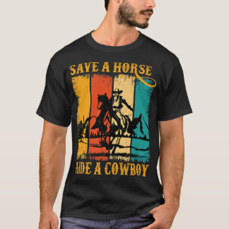 ローピングで馬に乗るカウボーイを救おもしろいう Tシャツ