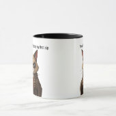 ローブおもしろいとコーヒーに身を包んだ不機嫌そうな猫 マグカップ (中央)