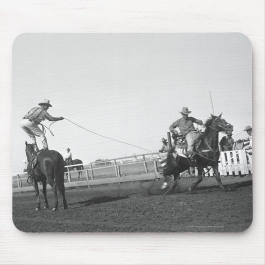 ロープをかける馬 マウスパッド (正面)